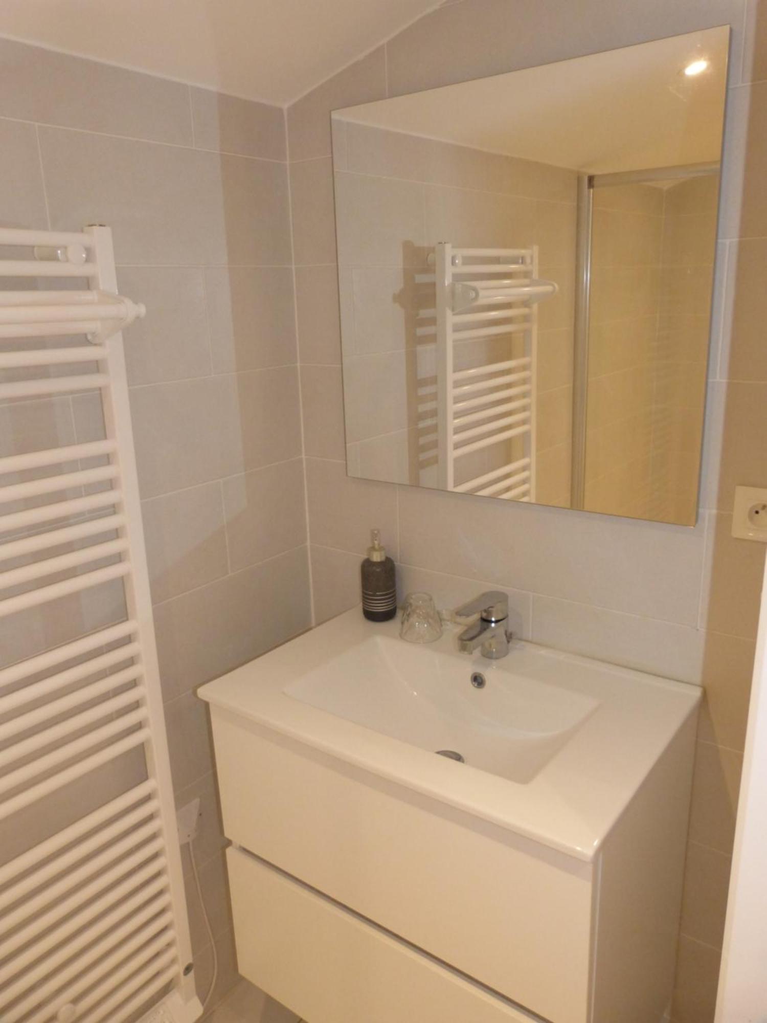 Hotel Prieure De Grignan Zewnętrze zdjęcie